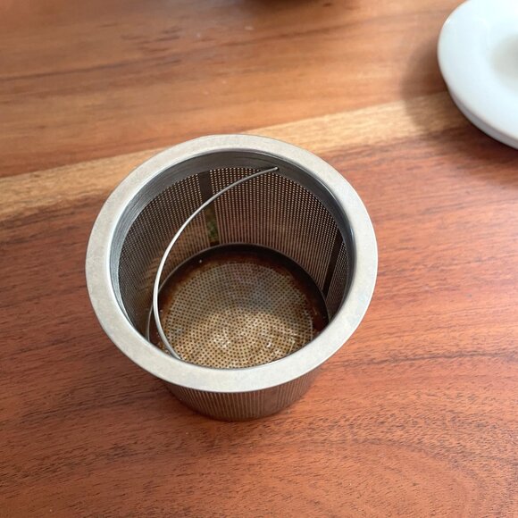 David’s Tea Porcelain Teapot Gold & Mint Leaf Design - Picture 4 of 4